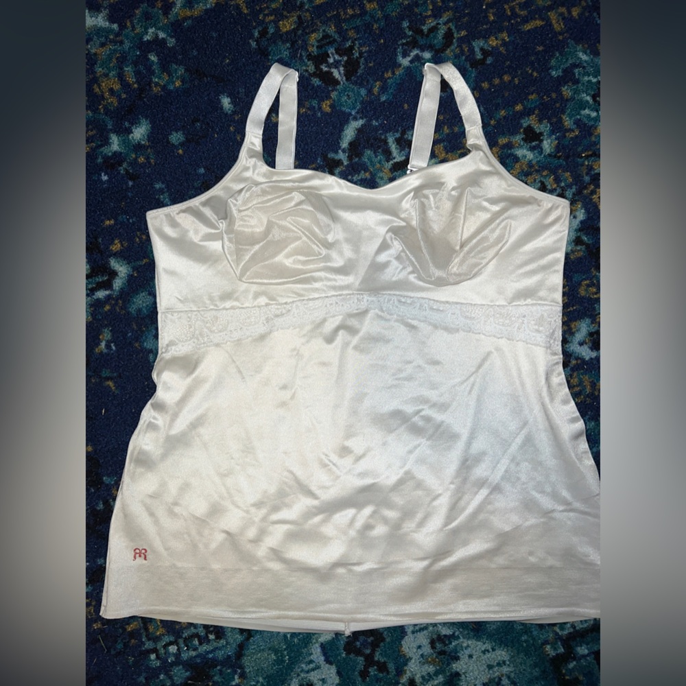 Ruby Ribbon Lace Cami size 46